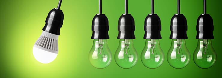 incandescent bulbs vs energy-saving bulbs